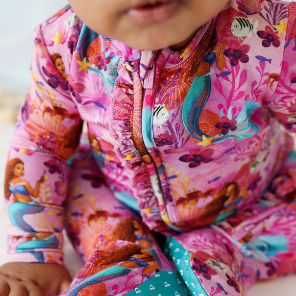 NWT The Little Mermaid Ariel Footie Ruffled Zippered One Piece - 12 -18 months - Picture 4 of 5